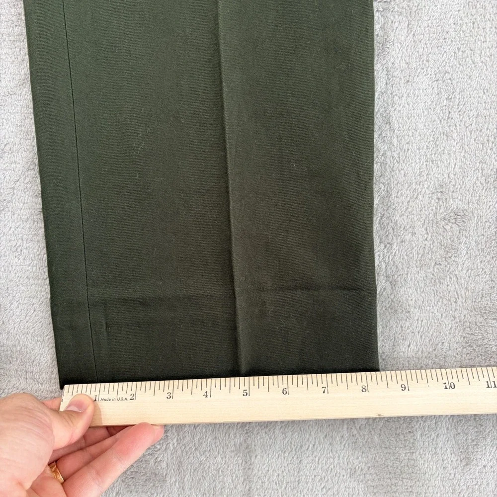 Banana Republic Standard Fit Chino Pants in Green Men 35x36 (Fits 36x35) NWT